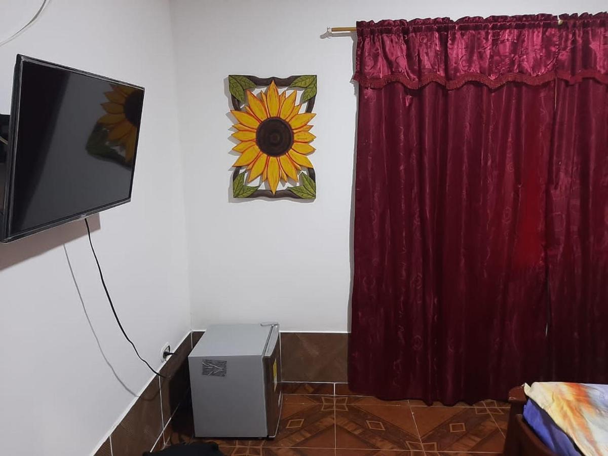 Hostal Selvatrip เลติเซีย ภายนอก รูปภาพ