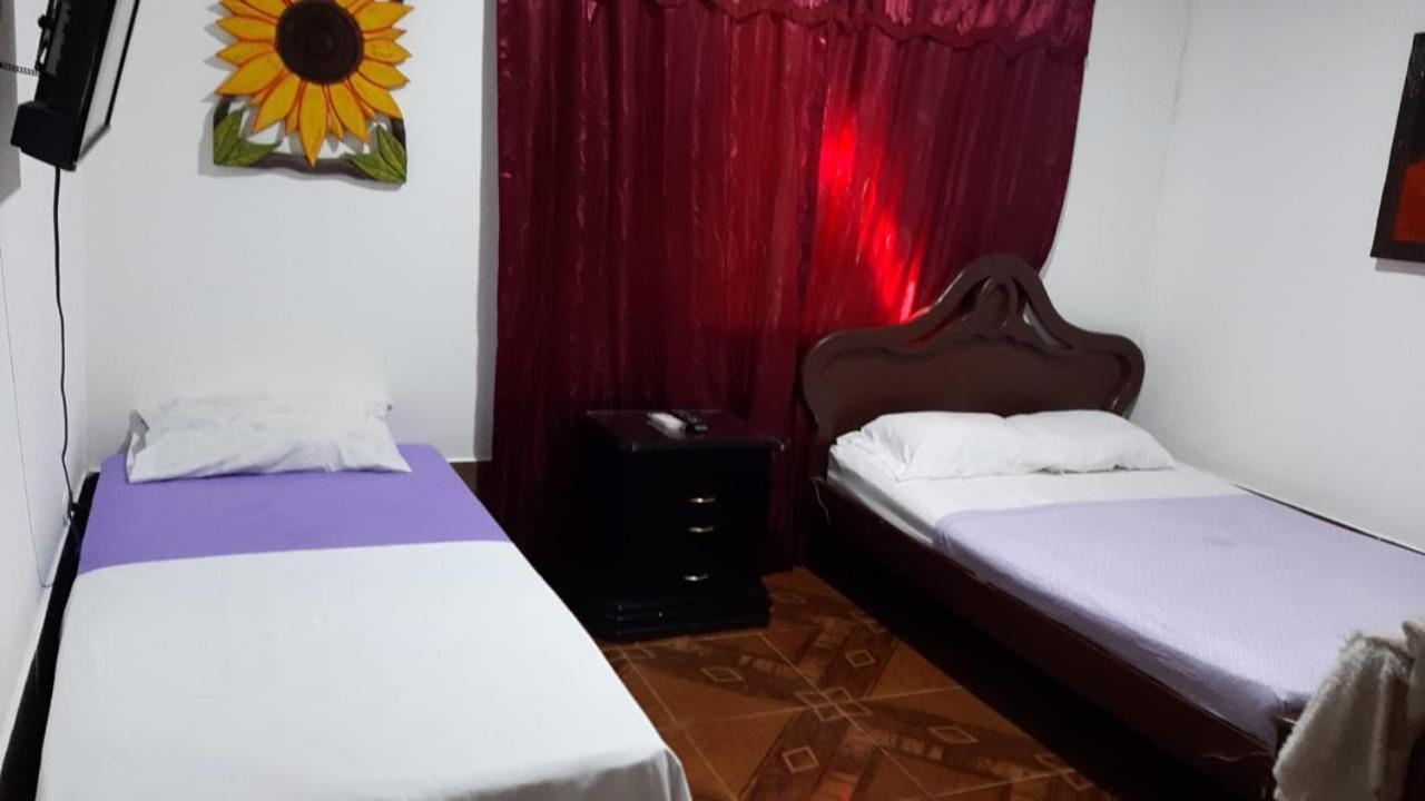 Hostal Selvatrip เลติเซีย ภายนอก รูปภาพ